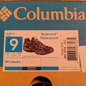 **Like NEW**  Columbia - Men's waterproof hiking
